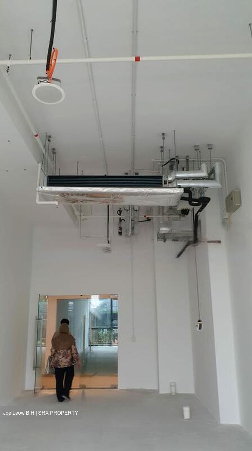Woods Square (D25), Office #619299121